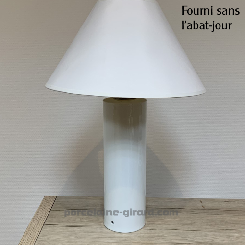 PIED DE LAMPE CYLINDRIQUE DIAMETRE 10CM HT 30CM.PORCELAINE /