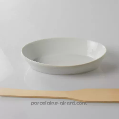 PLAT OVALE EMPILABLE 19.2X12.7CM HT 4CM  /
