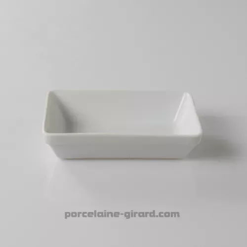 PLAT RECTANGULAIRE EMPILABLE 14X8.5CM HT 3.6CM  /
