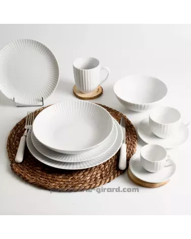 ASSIETTE PLATE 24 CM COQUILLE