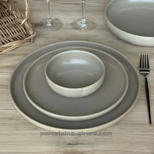 ASSIETTE DESSERT BIBOU DIAMETRE 22CM DE COULEUR SABLE EN GRES/