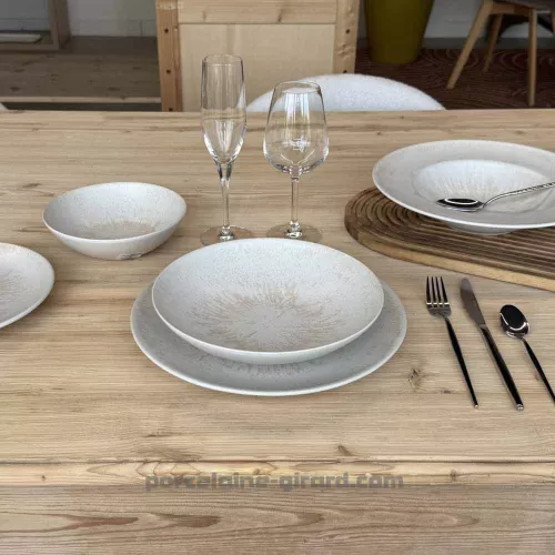 ASSIETTE CREUSE MAO 22CM
