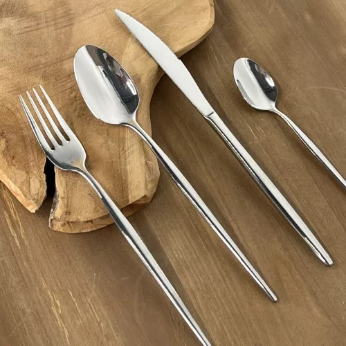 CUILLERE DE TABLE SOPRANO