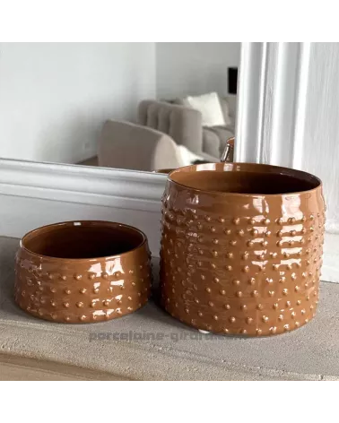 Cache pot relief "collection capsule Aura"